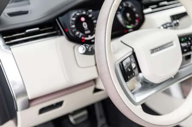 Land Rover Range Rover (2026) thumbnail 57