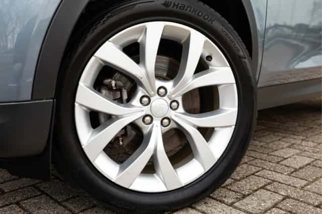 Land Rover Discovery Sport (2022) thumbnail 17