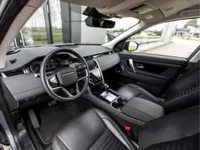 Land Rover Discovery Sport (2022) thumbnail 3