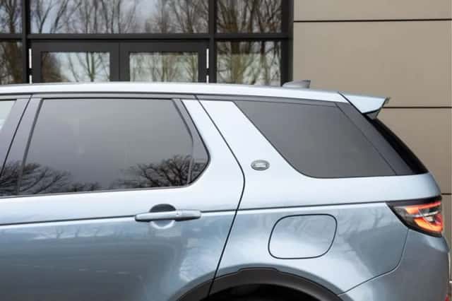 Land Rover Discovery Sport (2022) thumbnail 22