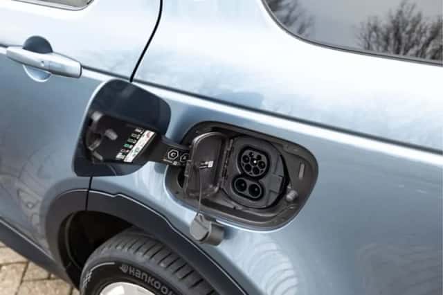 Land Rover Discovery Sport (2022) thumbnail 23