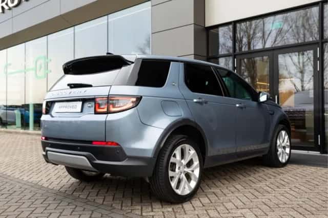 Land Rover Discovery Sport (2022) thumbnail 26