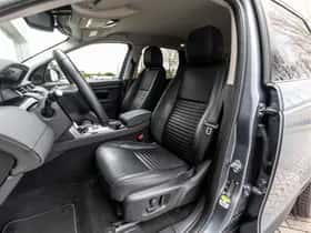 Land Rover Discovery Sport (2022) thumbnail 4