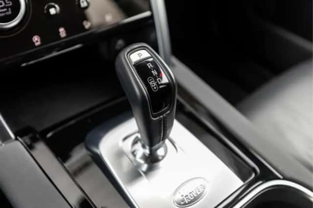 Land Rover Discovery Sport (2022) thumbnail 39