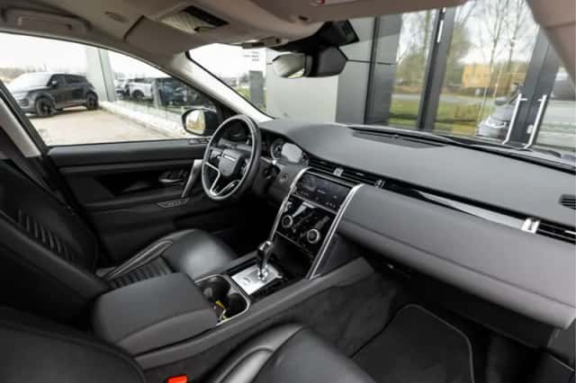 Land Rover Discovery Sport (2022) thumbnail 43