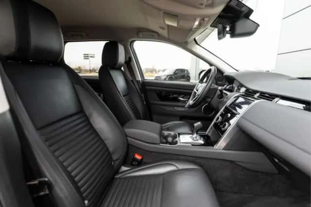 Land Rover Discovery Sport (2022) thumbnail 44