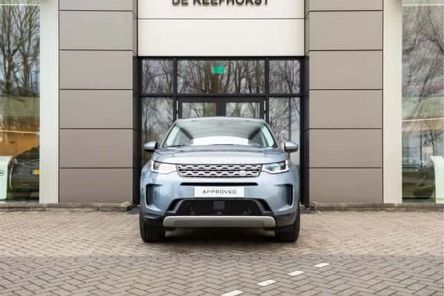Land Rover Discovery Sport (2022) thumbnail 6