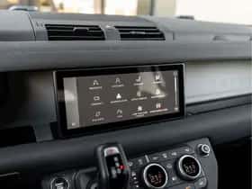 Land Rover Defender (2024) thumbnail 12