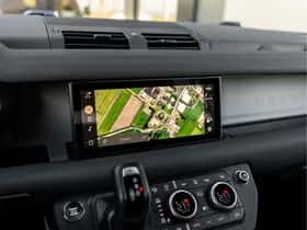 Land Rover Defender (2024) thumbnail 15