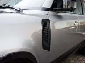 Land Rover Defender (2024) thumbnail 17