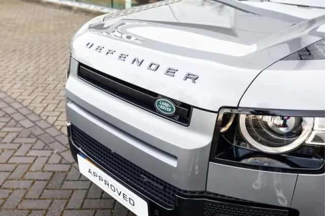 Land Rover Defender (2023) thumbnail 20