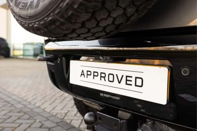 Land Rover Defender (2023) thumbnail 27