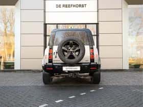 Land Rover Defender (2024) thumbnail 7