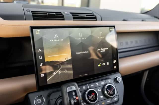 Land Rover Defender (2026) thumbnail 12