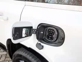 Land Rover Defender (2026) thumbnail 24