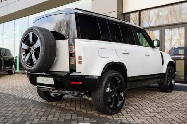 Land Rover Defender (2026) thumbnail 27
