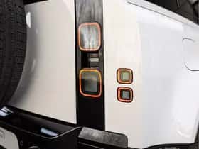 Land Rover Defender (2026) thumbnail 28