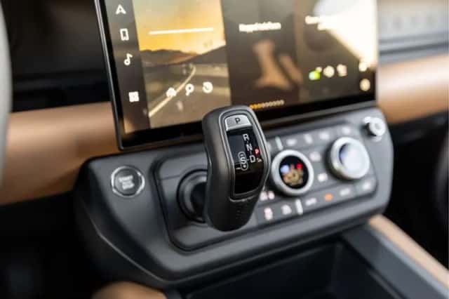 Land Rover Defender (2026) thumbnail 39