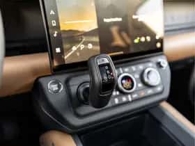 Land Rover Defender (2026) thumbnail 39