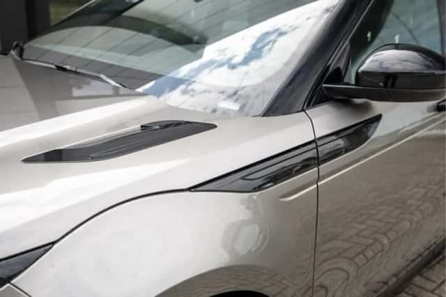 Land Rover Range Rover Evoque (2024) thumbnail 17
