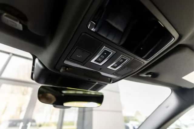 Land Rover Range Rover Evoque (2024) thumbnail 36