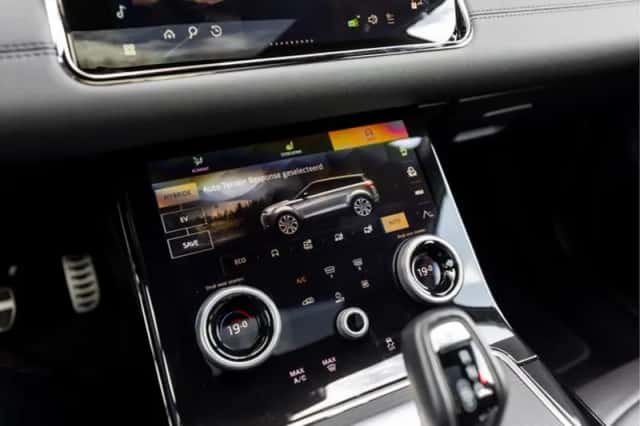 Land Rover Range Rover Evoque (2024) thumbnail 40