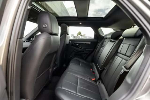 Land Rover Range Rover Evoque (2024) thumbnail 5