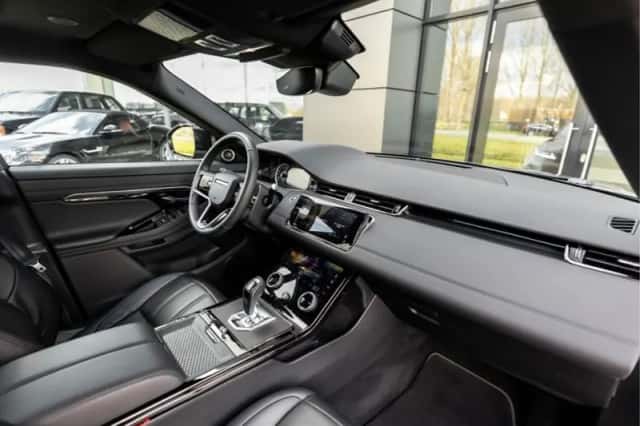 Land Rover Range Rover Evoque (2024) thumbnail 44