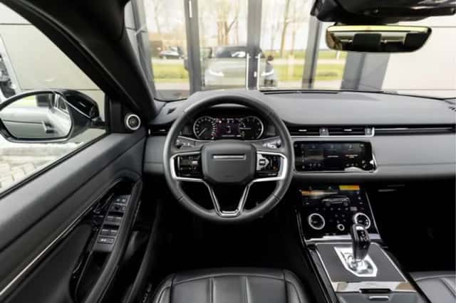 Land Rover Range Rover Evoque (2024) thumbnail 10