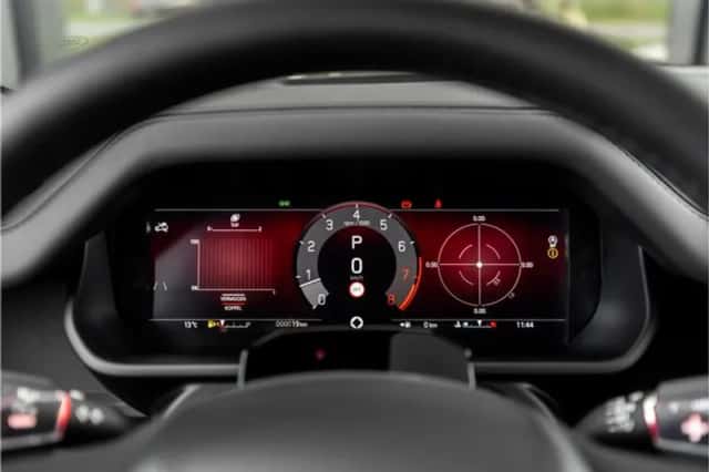 Land Rover Defender (2026) thumbnail 11