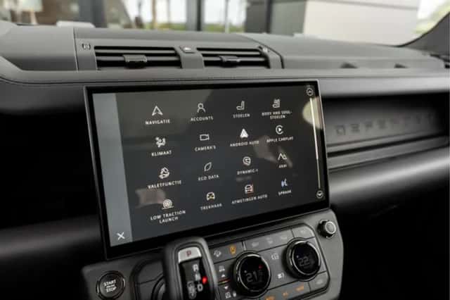 Land Rover Defender (2026) thumbnail 13