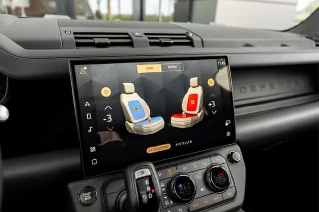 Land Rover Defender (2026) thumbnail 14
