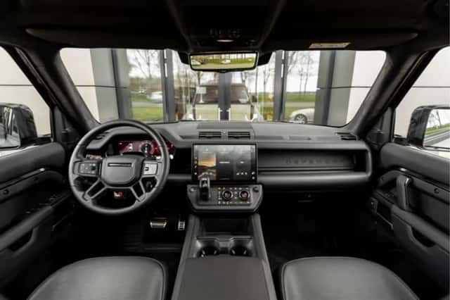 Land Rover Defender (2026) thumbnail 18