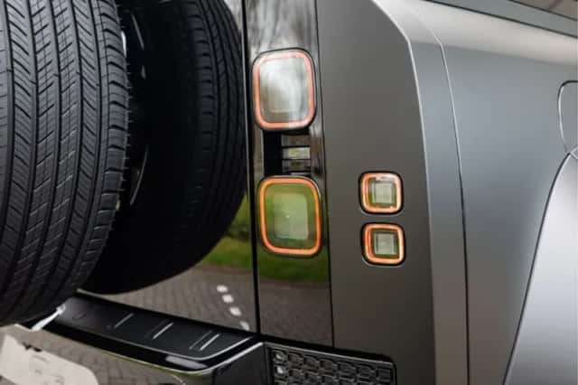 Land Rover Defender (2026) thumbnail 29