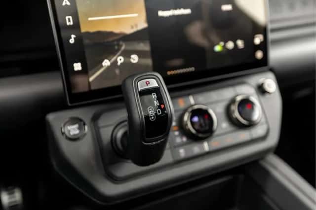 Land Rover Defender (2026) thumbnail 42