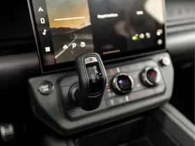 Land Rover Defender (2026) thumbnail 42