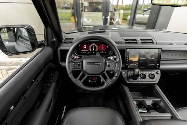 Land Rover Defender (2026) thumbnail 10