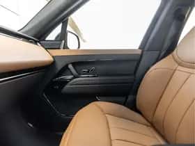 Land Rover Range Rover Sport (2026) thumbnail 46