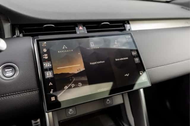 Land Rover Discovery Sport (2026) thumbnail 12