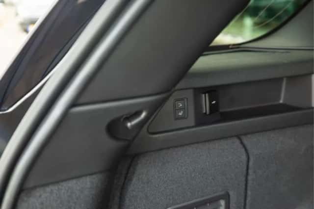 Land Rover Discovery Sport (2026) thumbnail 34