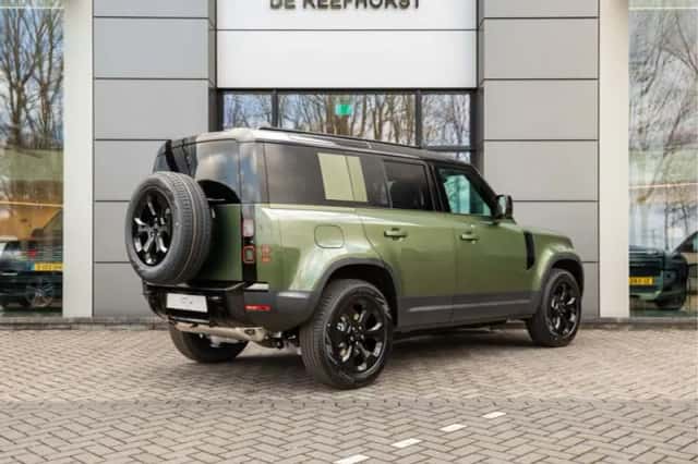 Land Rover Defender (2026) thumbnail 2