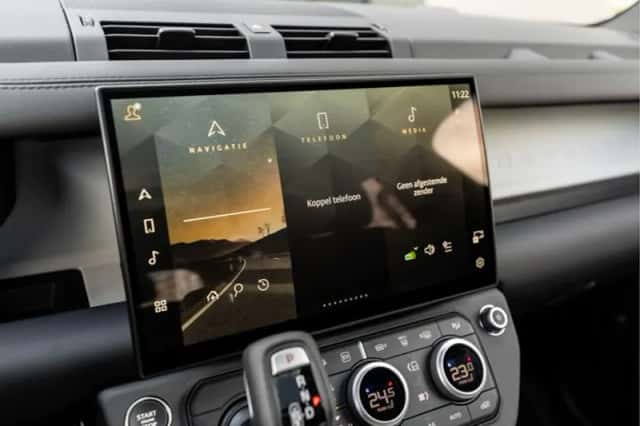 Land Rover Defender (2026) thumbnail 12