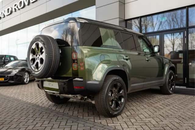 Land Rover Defender (2026) thumbnail 27