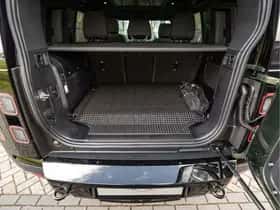 Land Rover Defender thumbnail 31