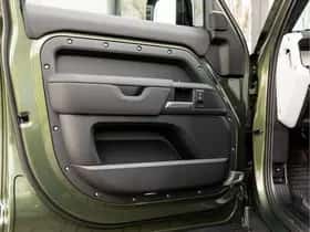 Land Rover Defender thumbnail 34