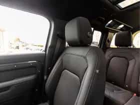 Land Rover Defender thumbnail 43