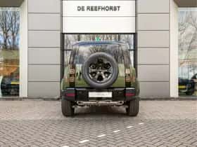 Land Rover Defender thumbnail 7