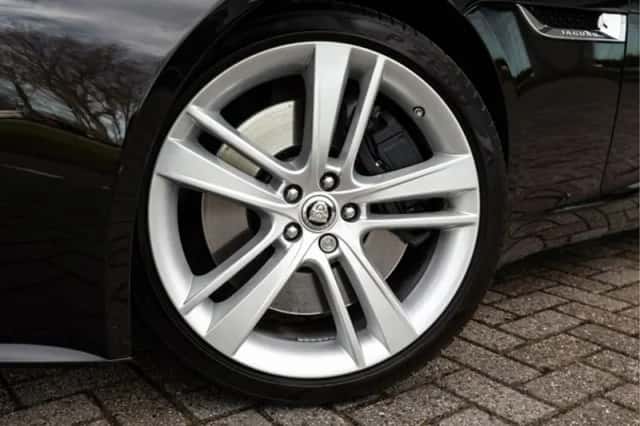 Jaguar F-Type (2013) thumbnail 15
