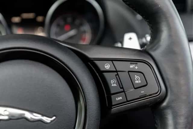 Jaguar F-Type (2013) thumbnail 33