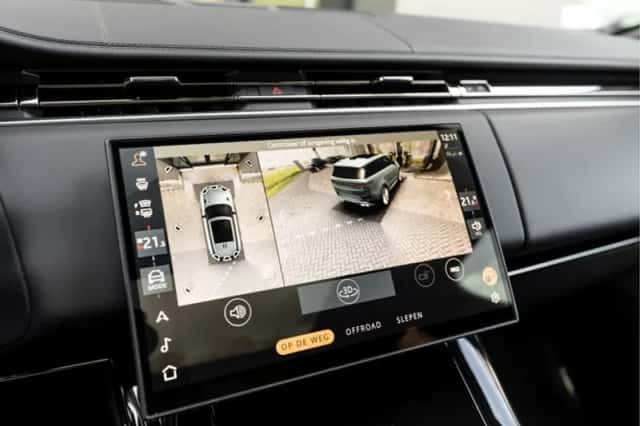 Land Rover Range Rover Sport (2025) thumbnail 14